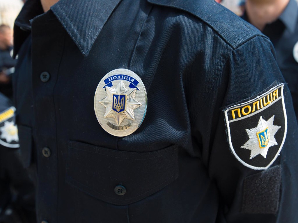 Убийство в Лисичанске: к квартире под мусором нашли труп 33-летней хозяйки
