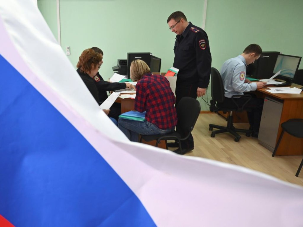 В Ростовской области РФ открылся центр выдачи российских паспортов жителям ОРДЛО (ФОТО)