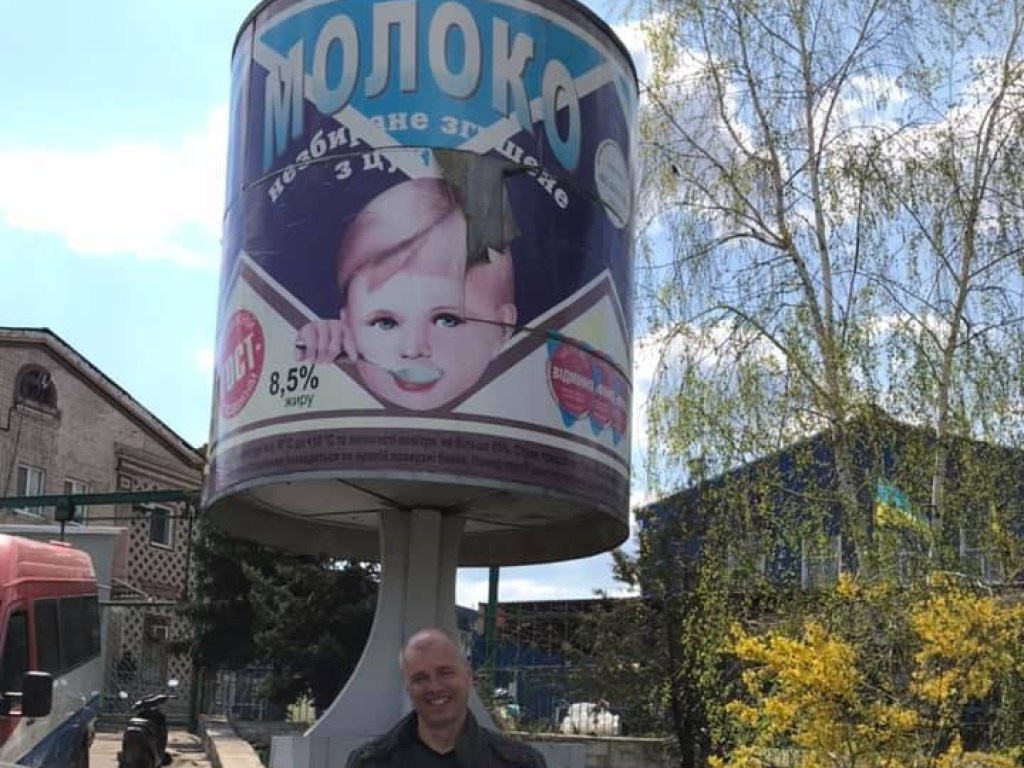 В Одессе нашли повзрослевшего «мальчика» с банки советской сгущенки (ФОТО)