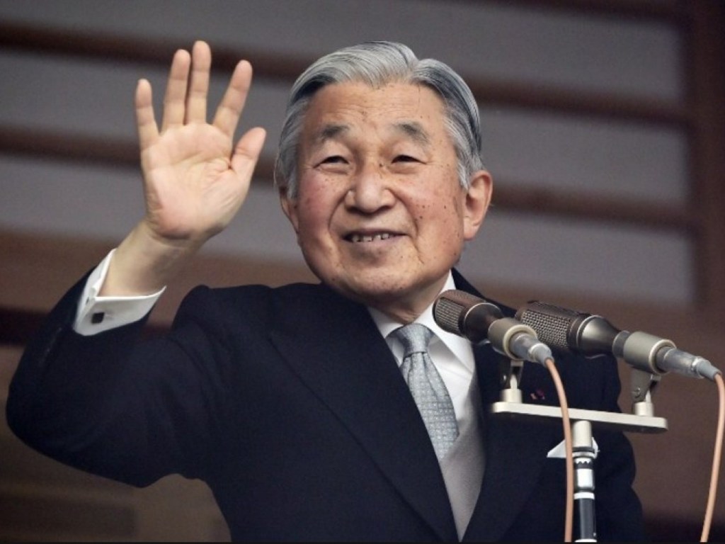 85-летний император Японии отрекся от престола