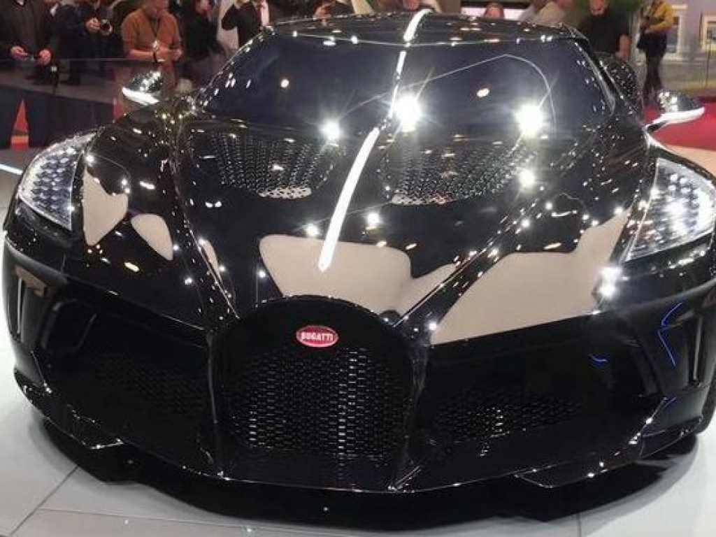 Роналду отличился покупкой самого дорогого автомобиля в мире (ФОТО)