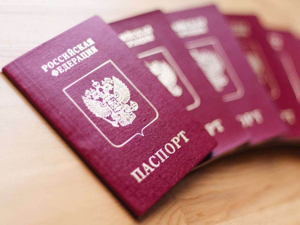 Чиновники задумались о лишении гражданства жителей ОРДЛО за получение паспортов РФ