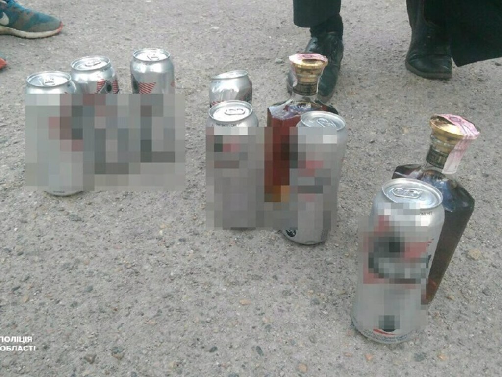 В Запорожье подростки ограбили супермаркет: воровали алкоголь (ФОТО)