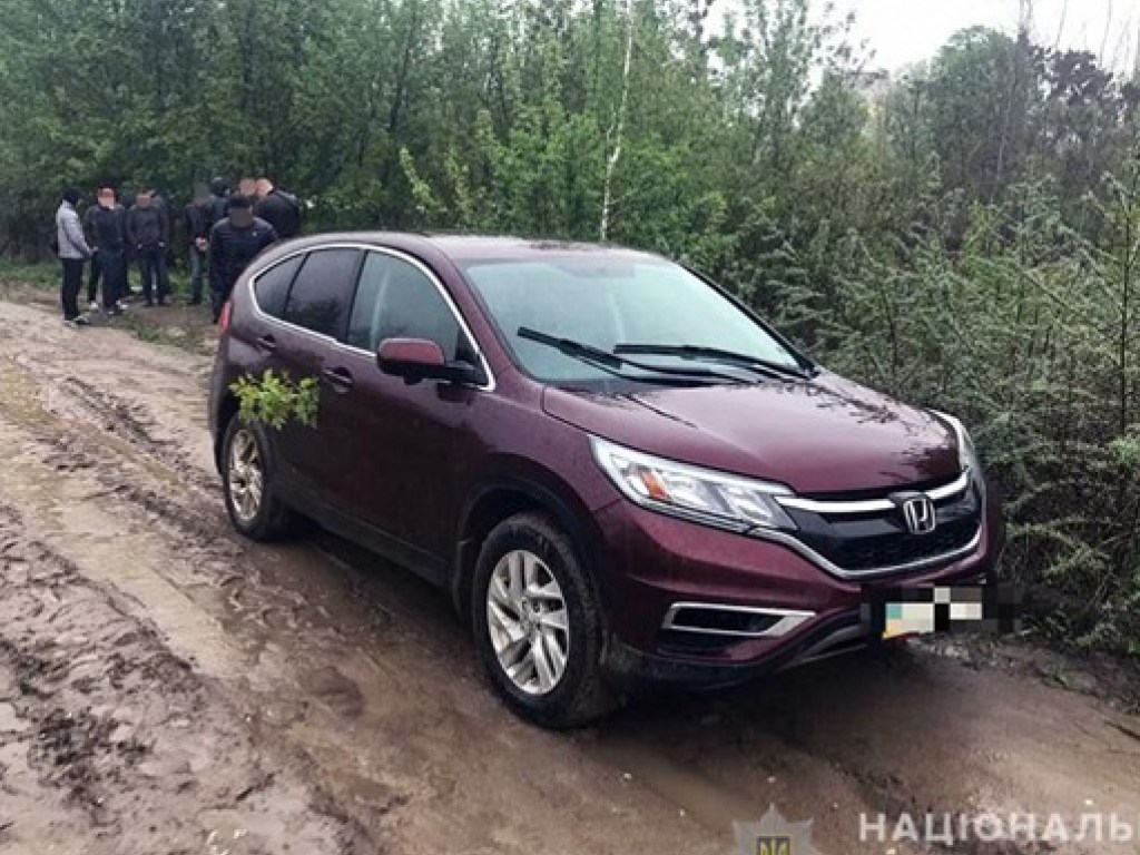 В Киеве угонщик Honda избил полицейского и был остановлен только после применения оружия (ФОТО, ВИДЕО)