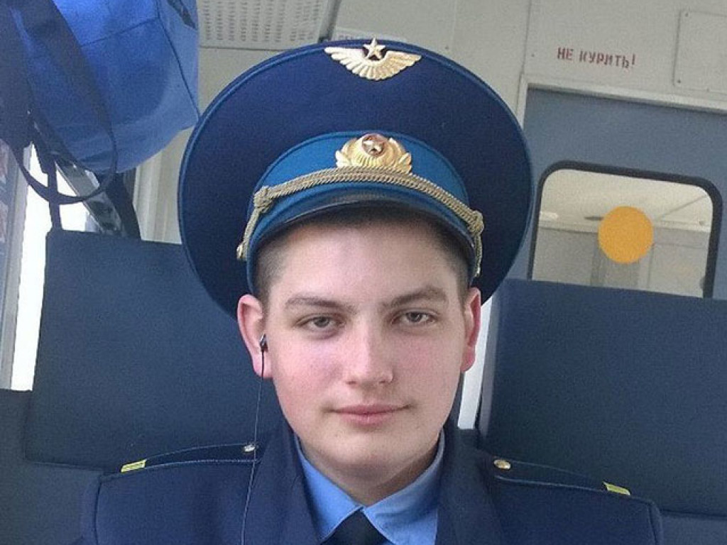 Молодой бортпроводник погиб в горящем самолете в «Шереметьево»: Сеть облетела история о герое, спасавшем пассажиров (ФОТО)