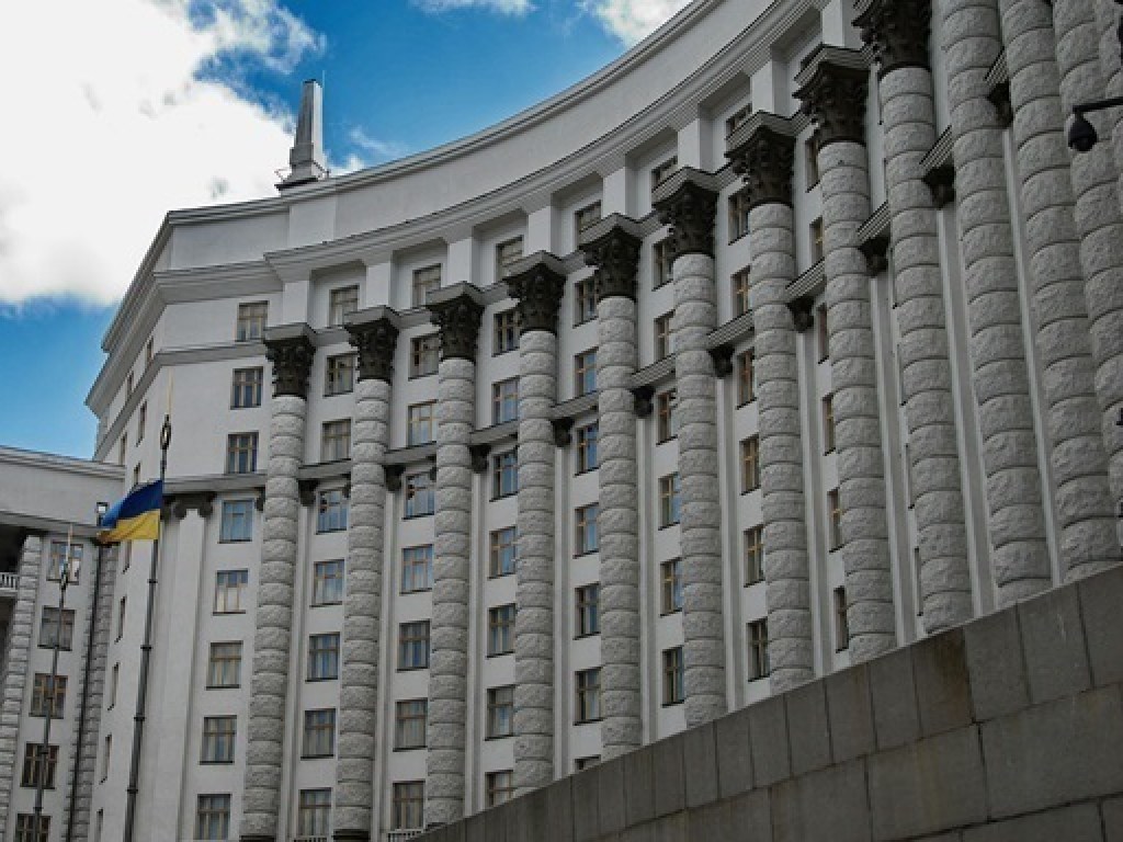 В Кабмине признали незаконными паспорта РФ на Донбассе