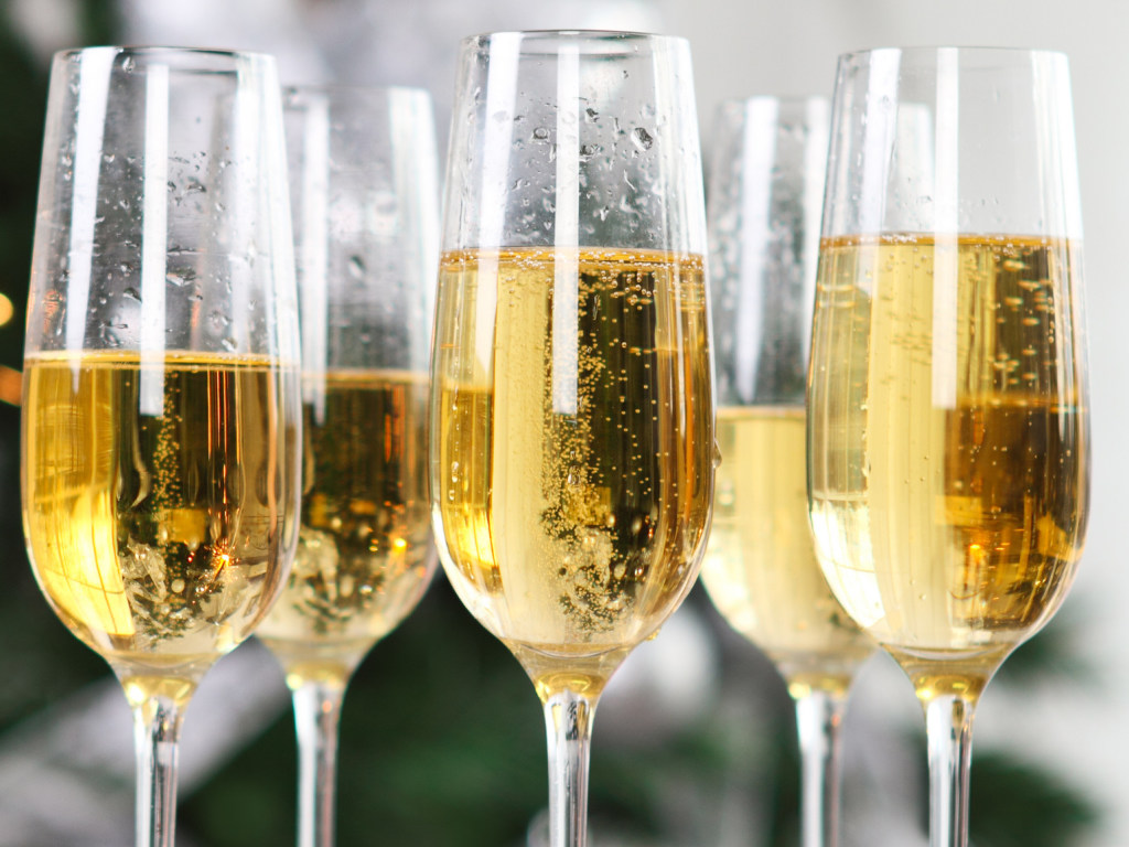 Британские исследователи заявили о целебном эффекте шампанского в борьбе с гипертонией