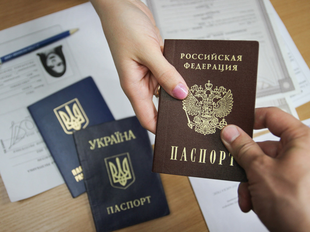 Паспорта РФ создадут путаницу при удостоверении личностей жителей ОРДЛО &#8212; юрист