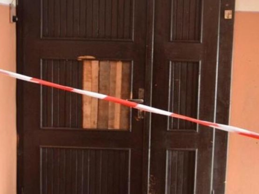 В Мукачево убийца четыре дня держал труп 65-летнего соседа в ванной (ФОТО)