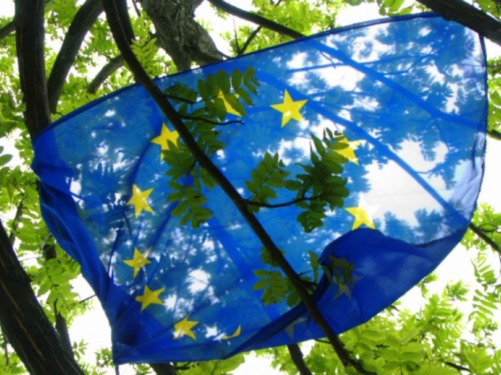 ЕС продлил работу консультативной миссии в Украине до апреля 2021 года