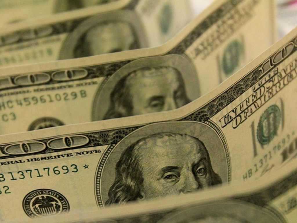 НБУ установил официальный курс на уровне 26,20 гривны за доллар