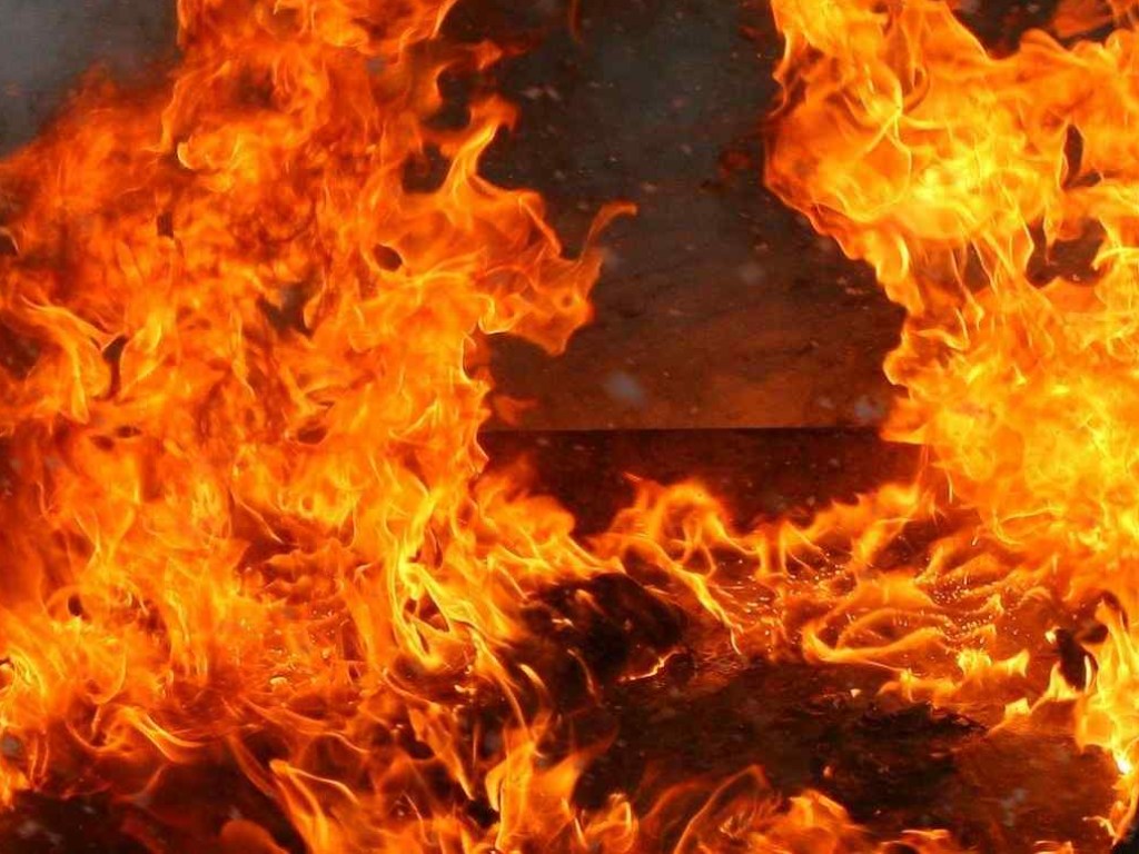В Тернопольской области в доме загорелся гроб: мальчика с ожогами госпитализировали