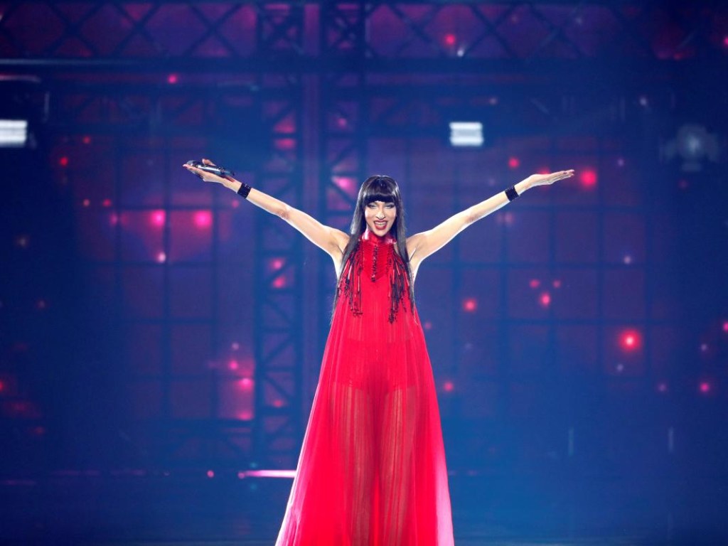 Израильская певица-трансгендер вернулась на сцену Евровидения спустя 21 год (ФОТО, ВИДЕО)