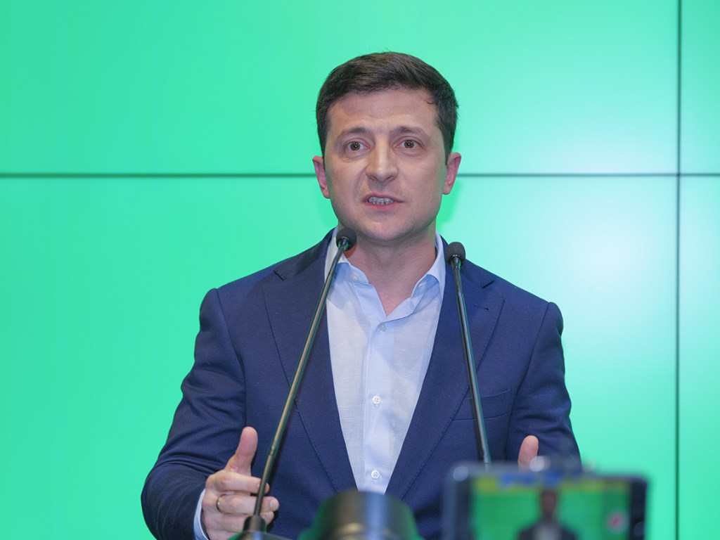 Рада затягивала с инаугурацией Зеленского, чтобы показать свое преимущество над Президентом – политолог