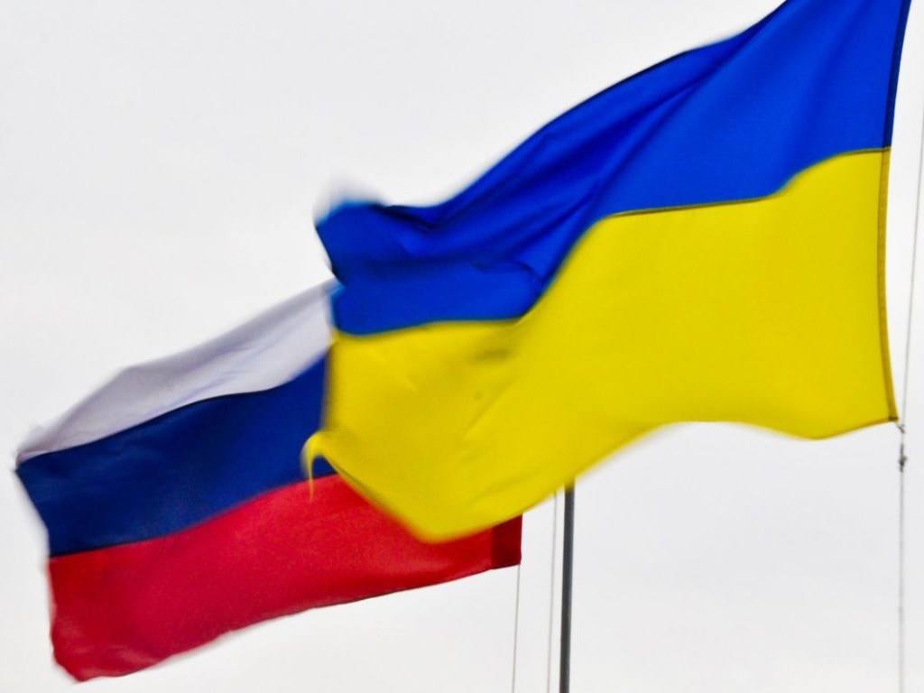 Более 40% украинцев положительно относятся к РФ &#8212; опрос