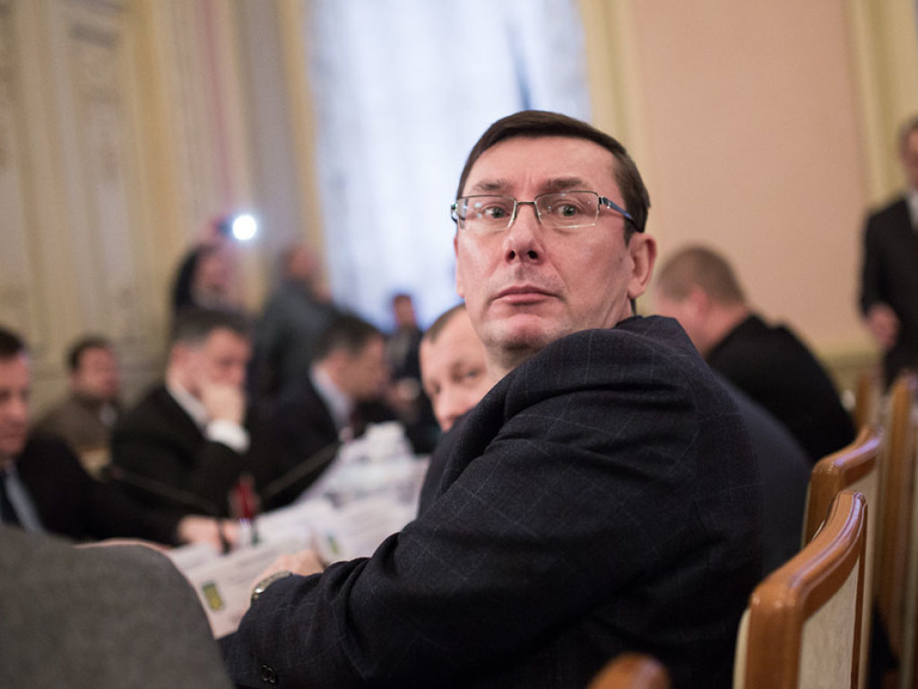 Для отставки Луценко в Раде не хватит голосов – эксперт
