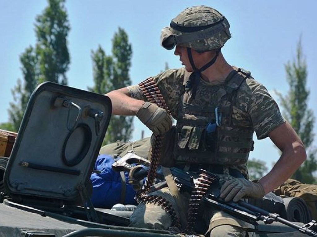 На Донбассе были ранены три бойца ВСУ