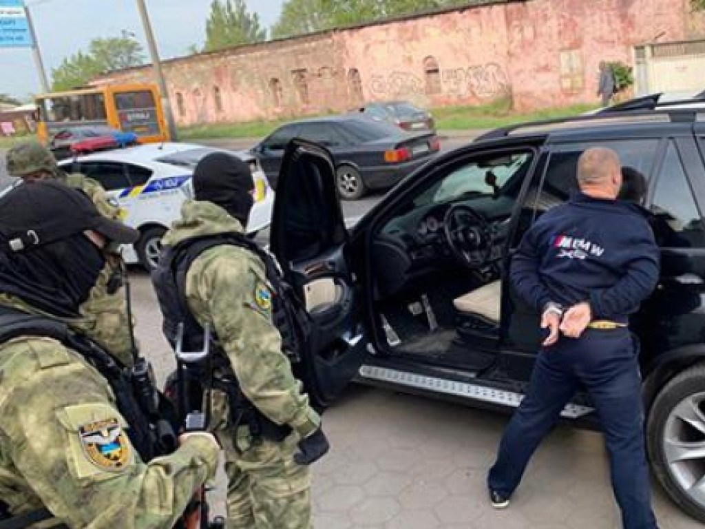 Поставляли «порошок» в крупные города: в Одессе разоблачили сбытчиков кокаина (ФОТО, ВИДЕО)