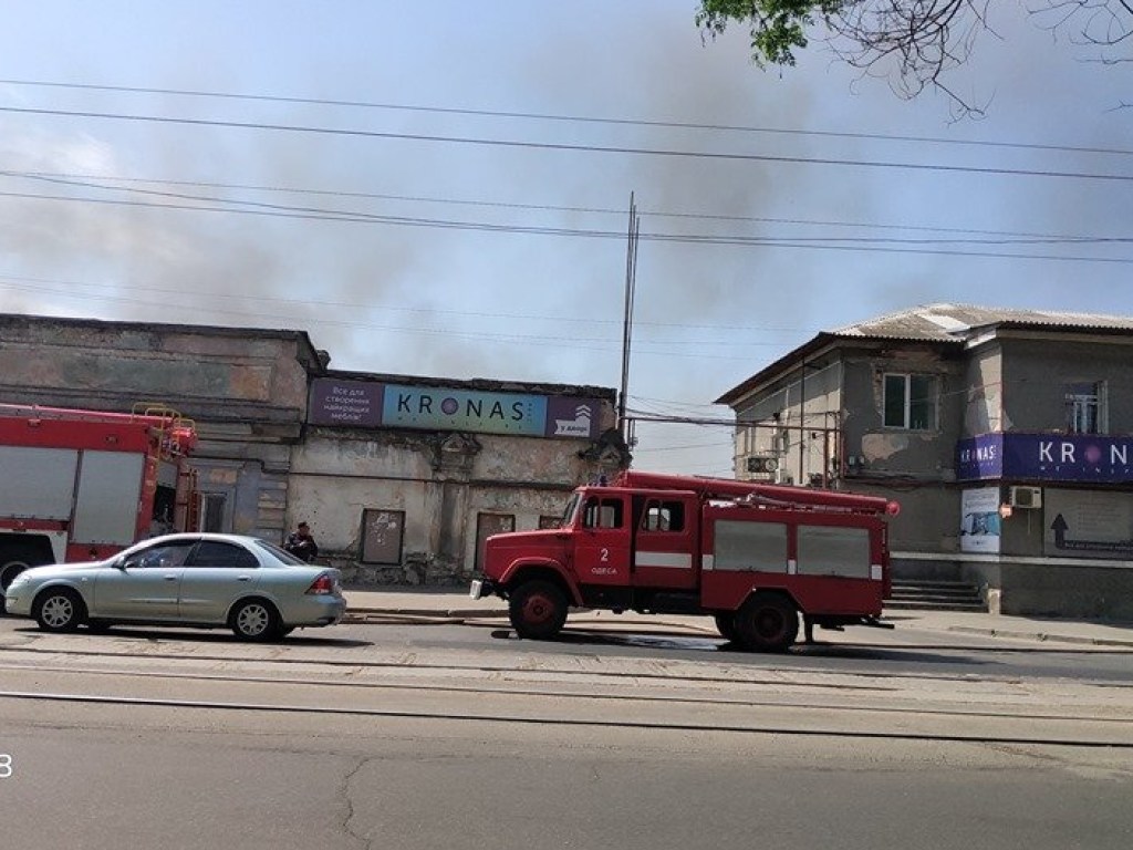 В Одессе произошел второй за день масштабный пожар (ФОТО, ВИДЕО)