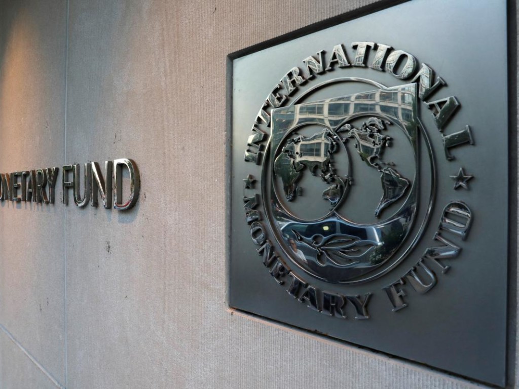 У Зеленского рассматривают два варианта дальнейшего сотрудничества с МВФ