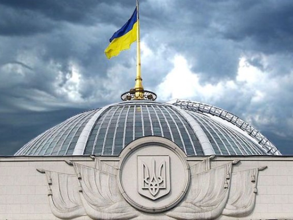 В следующий состав украинского парламента могут пройти четыре партии, еще две &#8212; на грани попадания &#8212; западные социологи