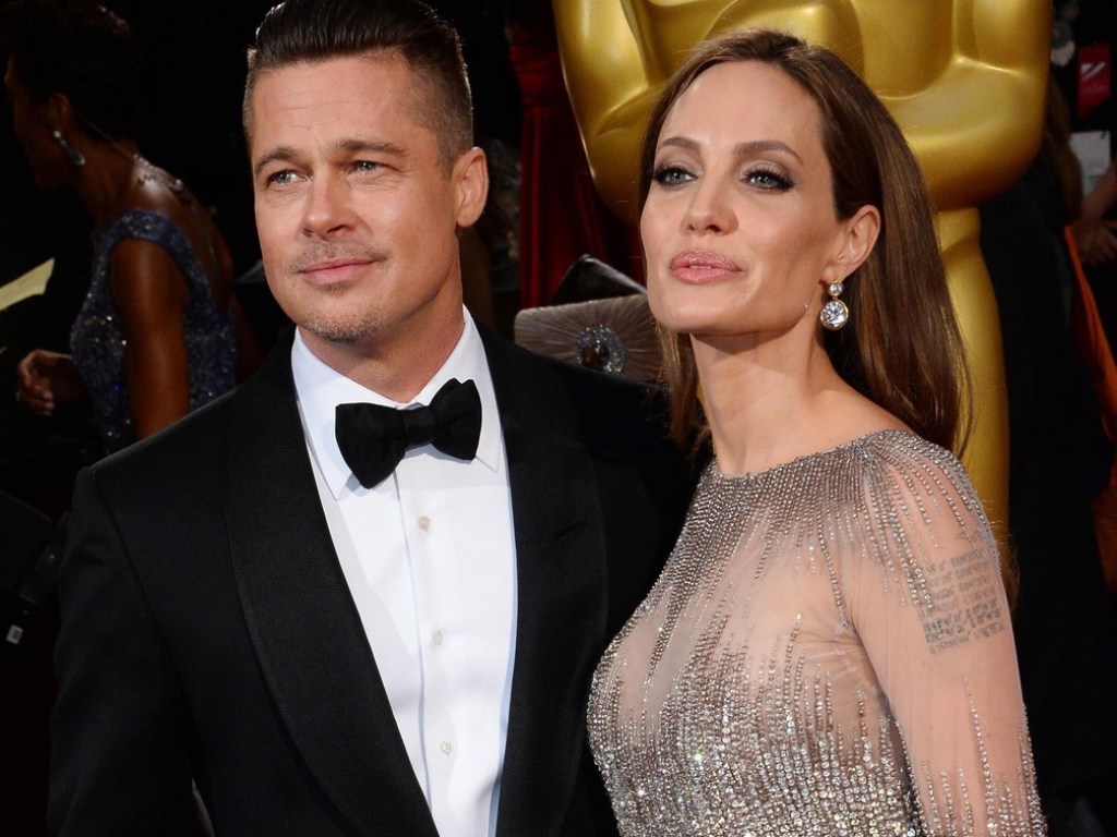 СМИ сообщили о примирении Анджелины Джоли с Брэдом Питтом