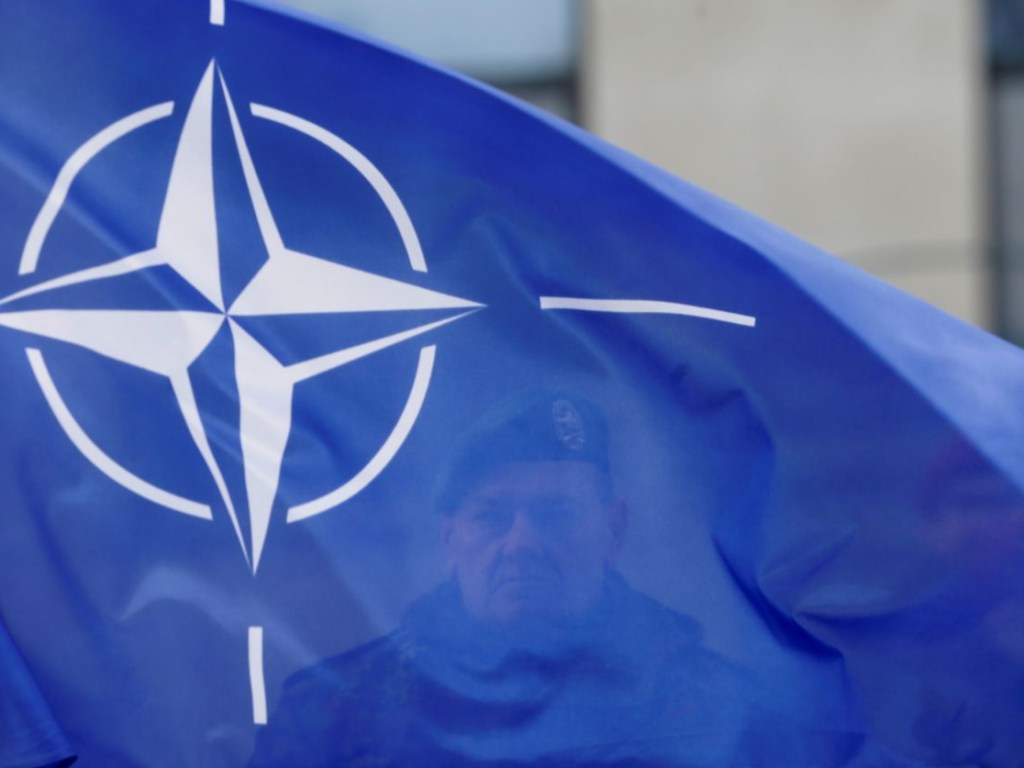 В НАТО пообещали расширить военную поддержку Украины