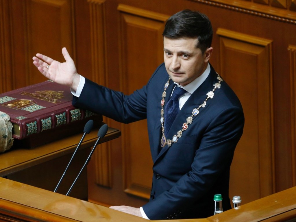 Зеленский анонсировал создание в Украине «социального лифта»