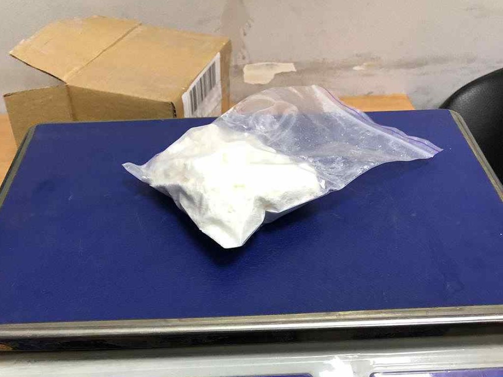 Столичный наркодилер продавал амфетамин по почте (ФОТО)