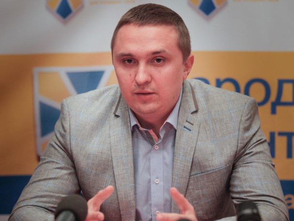 Нардеп Кодола от имени Зеленского собирает деньги с бизнесменов в Черниговской области – СМИ
