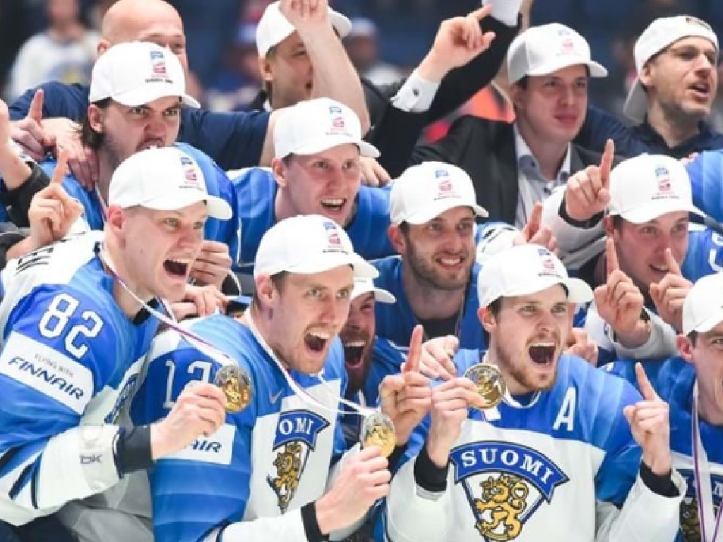 Финал ЧМ по хоккею: Финляндия повторно громит Канаду и добывает золотые медали (ФОТО, ВИДЕО)