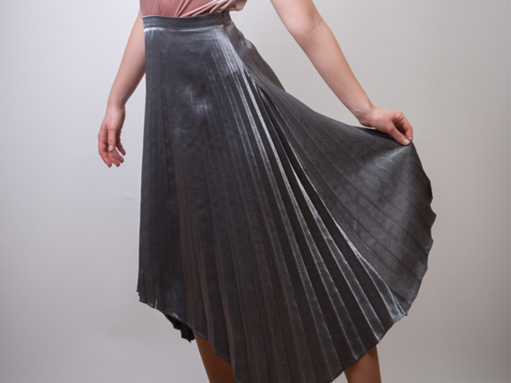 «Веерный образ»: с чем носить модные юбки плиссе (ФОТО)