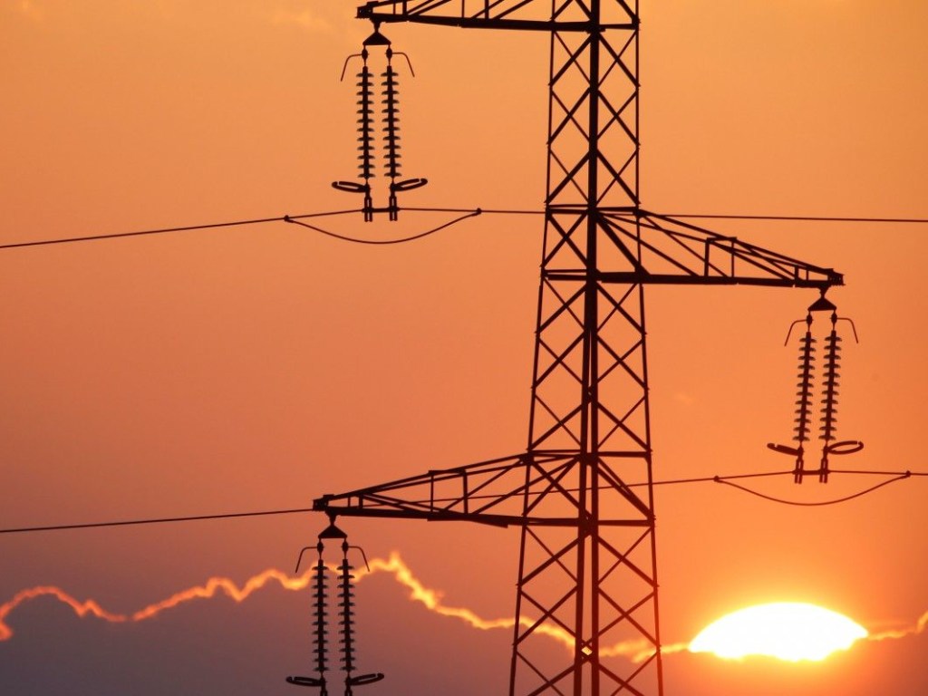 Правительство Украины подвергает опасности электроэнергетический комплекс – экс-министр