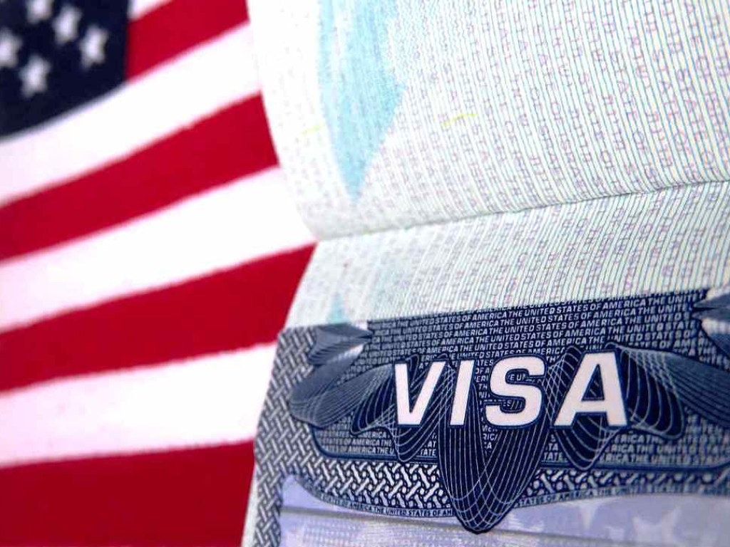 Правила изменились: американскую визу можно получить после раскрытия данных из соцсетей