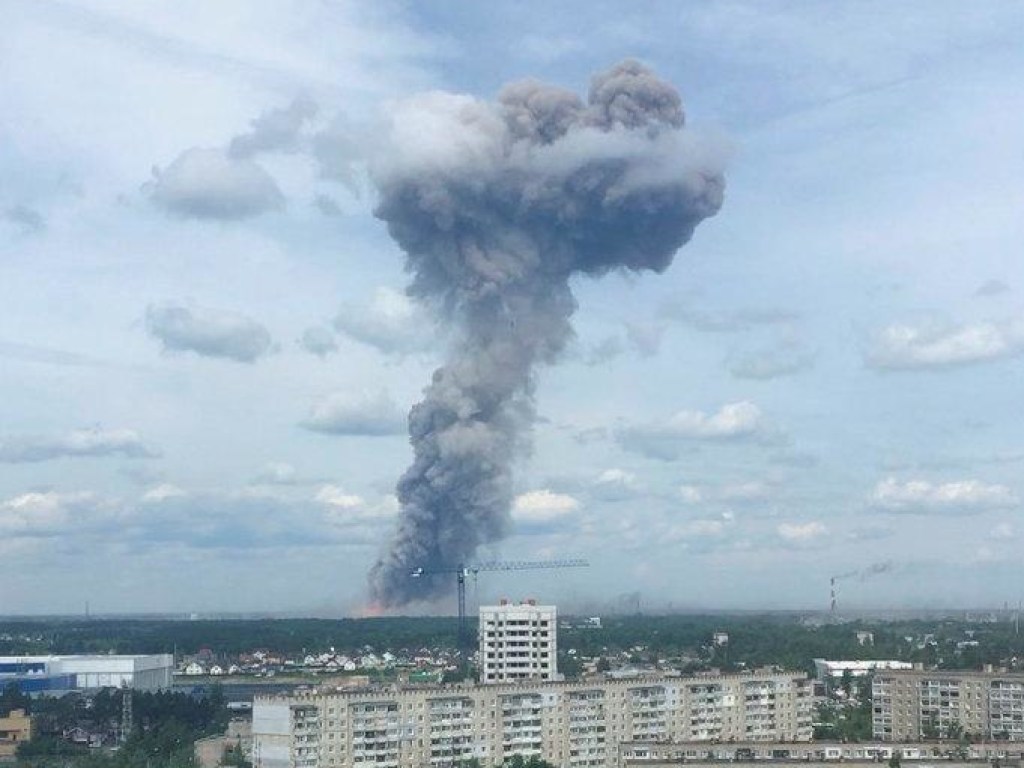 Взрыв на заводе по производству тротила в РФ: Пострадали 70 детсадов и 31 школа (ВИДЕО)