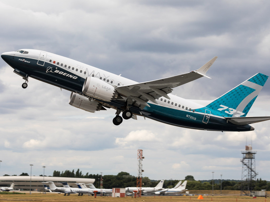 Эксперты обнаружили массовые дефекты в самолетах Boeing