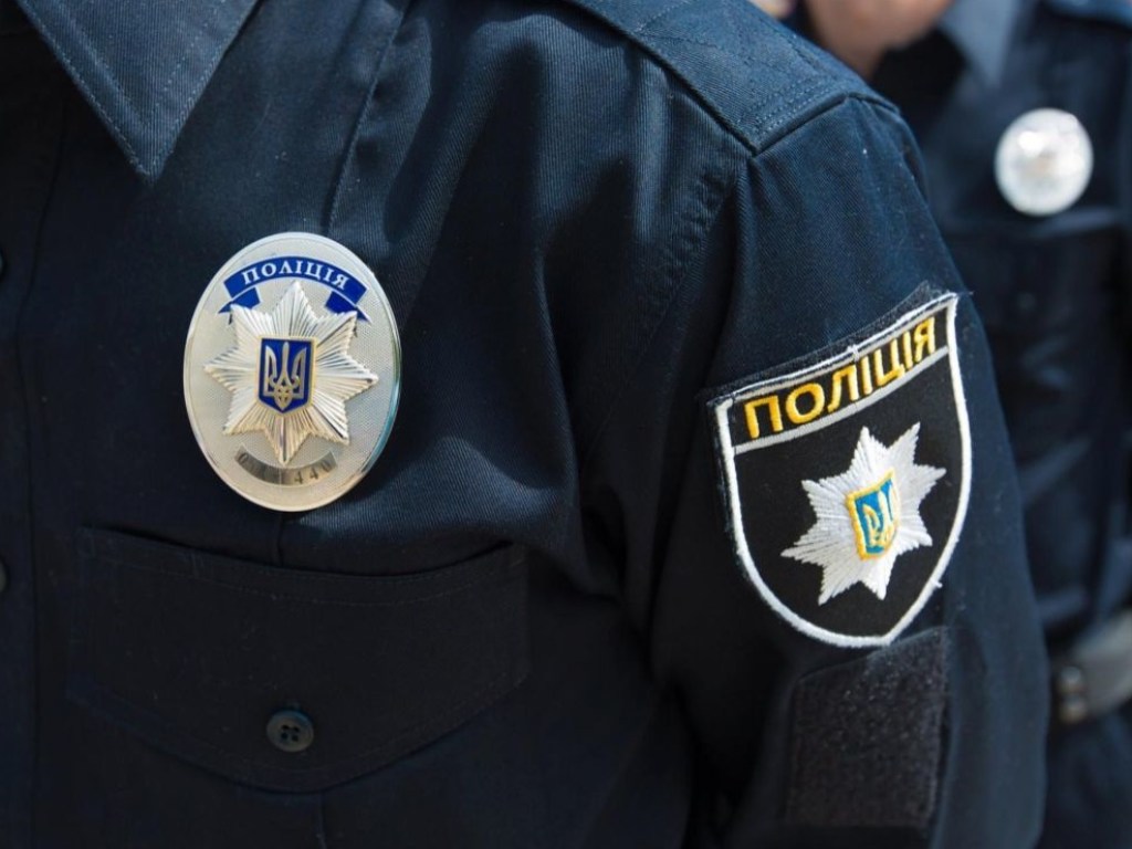 На Позняках в Киеве четверо на черной Skoda похитили мужчину: объявлен план «Перехват»