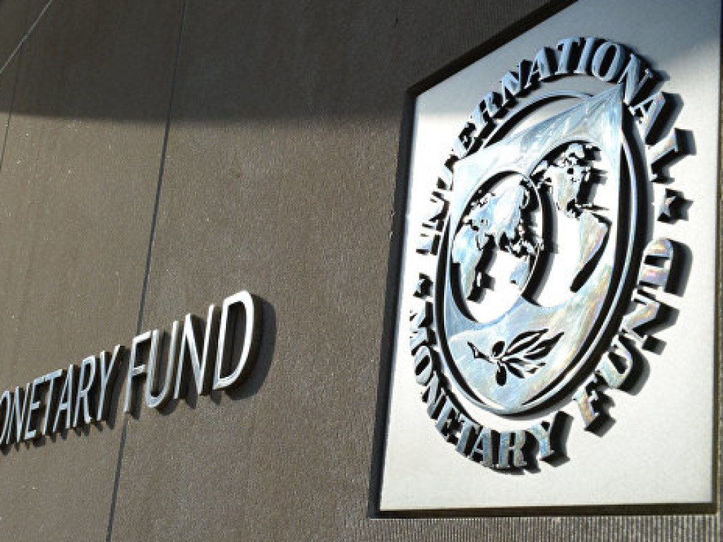 В новой программе с МВФ должен быть прописан постепенных отход от него – депутат