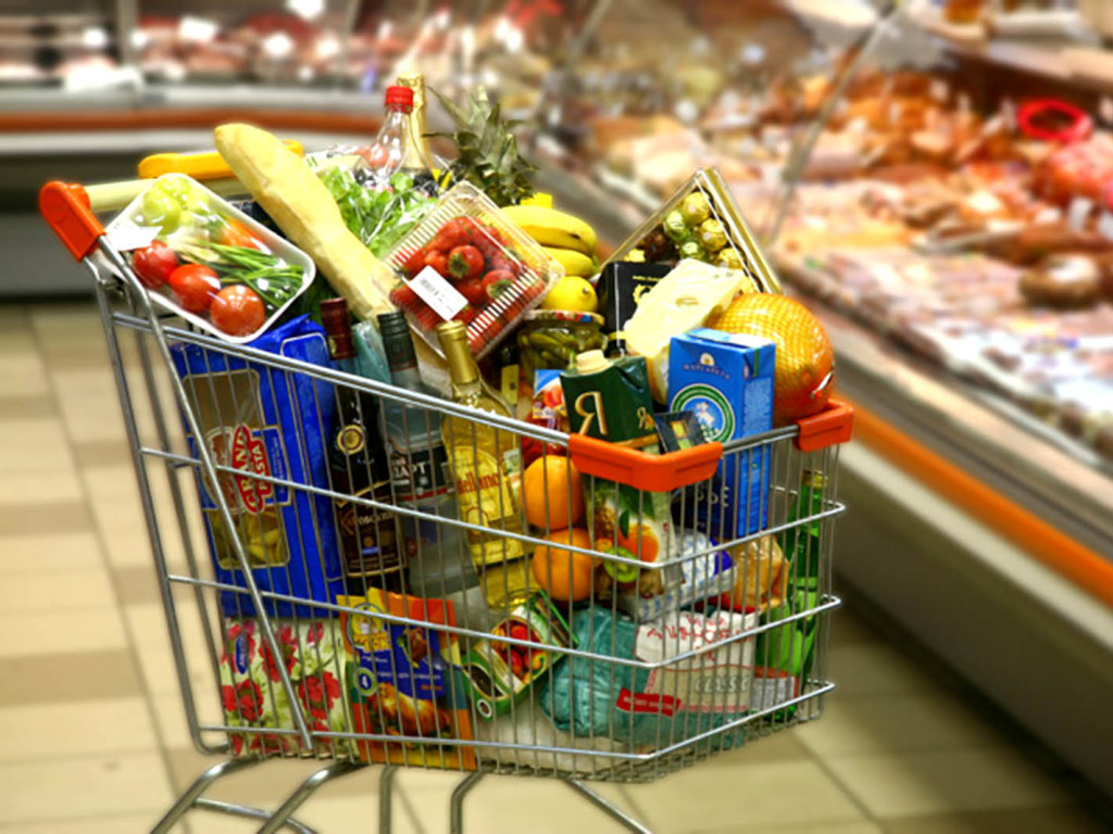 Украинцы не знают, доверять ли качеству продуктов в магазинах &#8212; эксперт