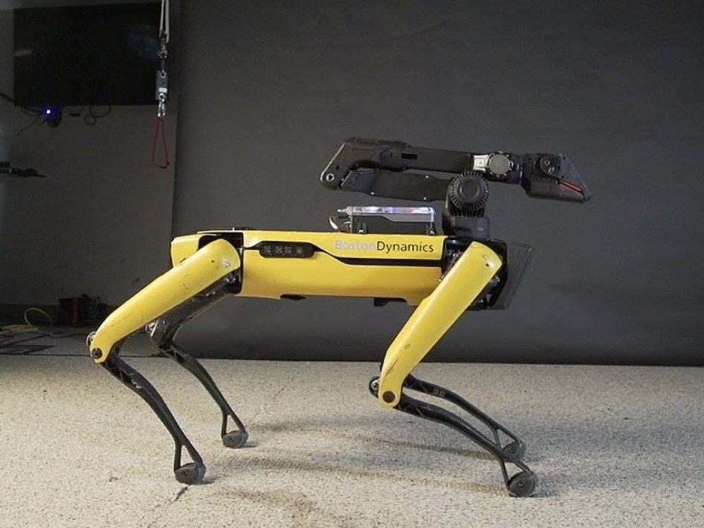 «Четырехпалый» робот: Boston Dynamics анонсировал продажу новой модели (ВИДЕО)