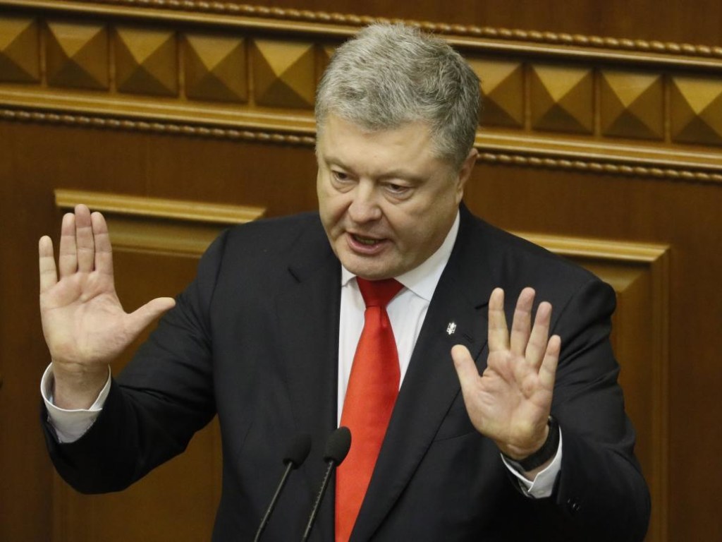 Конкуренты снова пытаются разыграть против Порошенко скандал с хищениями в «Укроборнпроме» &#8212; политолог