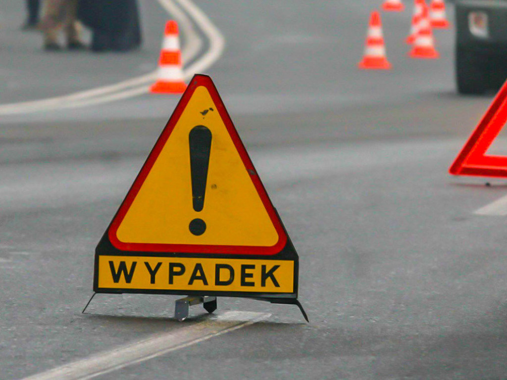 Жуткое ДТП в Польше: погибли шесть человек, пострадавших спасал украинец (ФОТО)