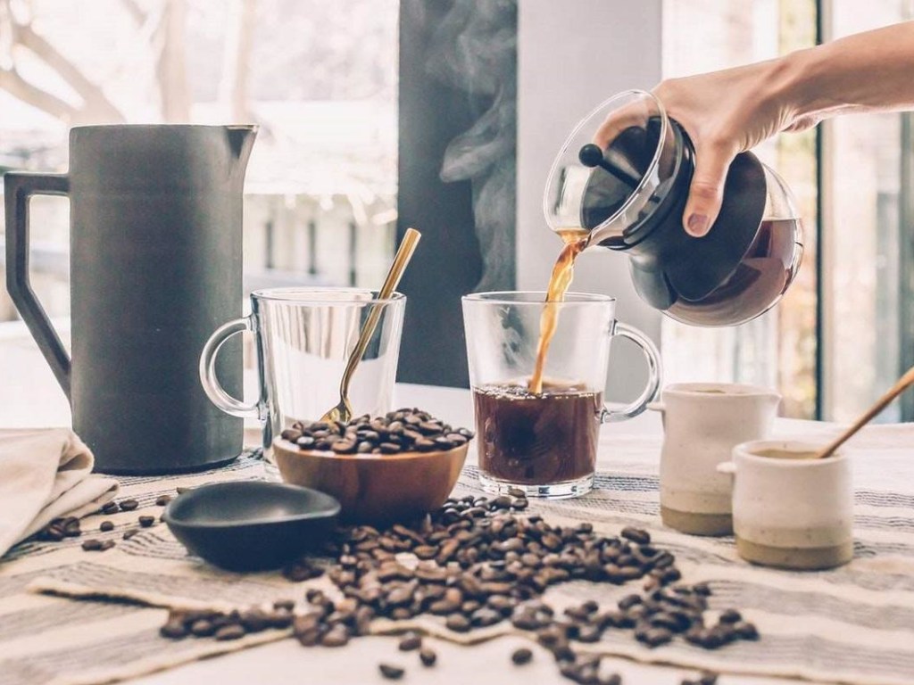 Эксперты назвали болезни, которые поможет избежать кофе