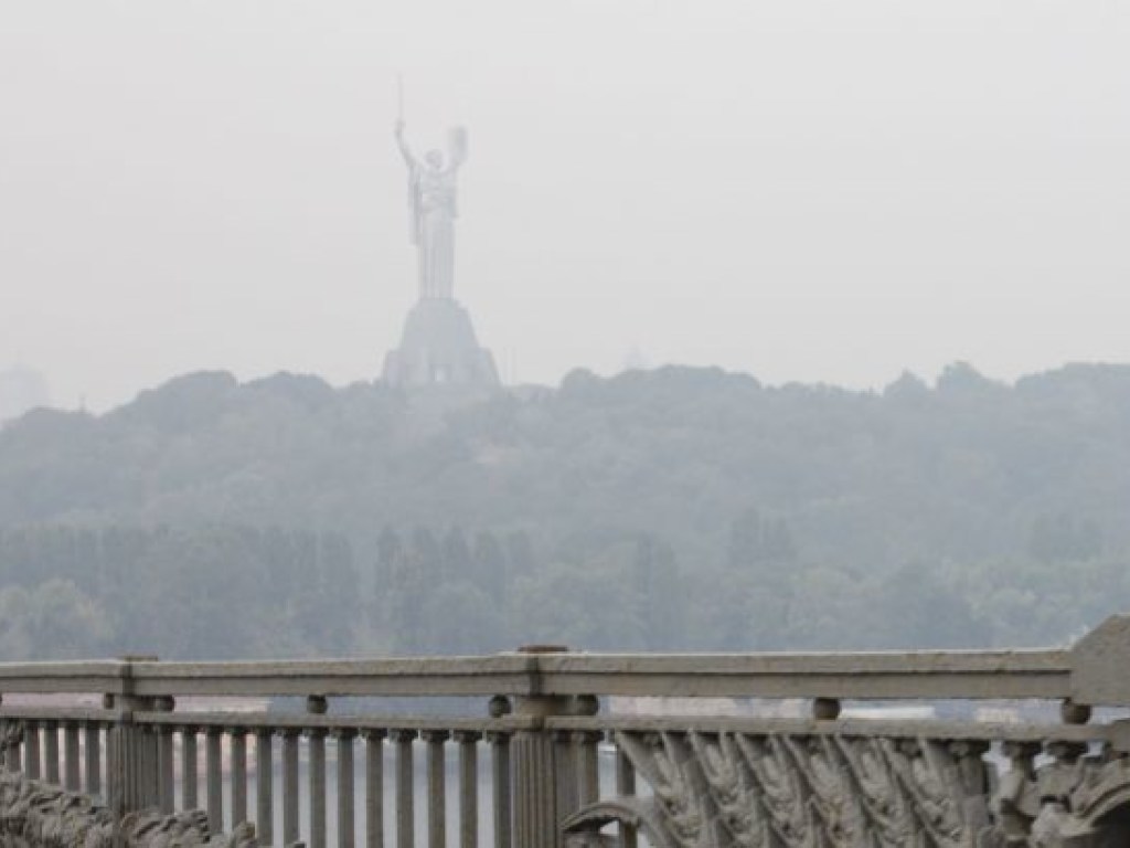 В некоторых районах Киева сильно загазован воздух: нужно надевать маски