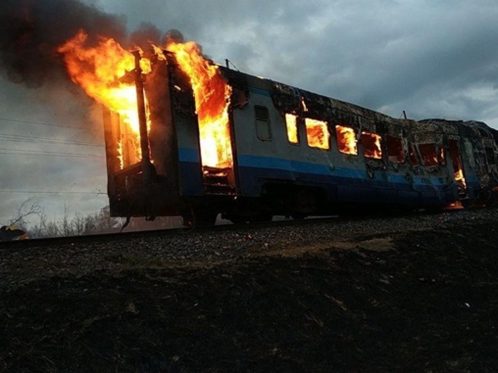 В «Укрзализныце» заявили о критическом состоянии пригородных поездов