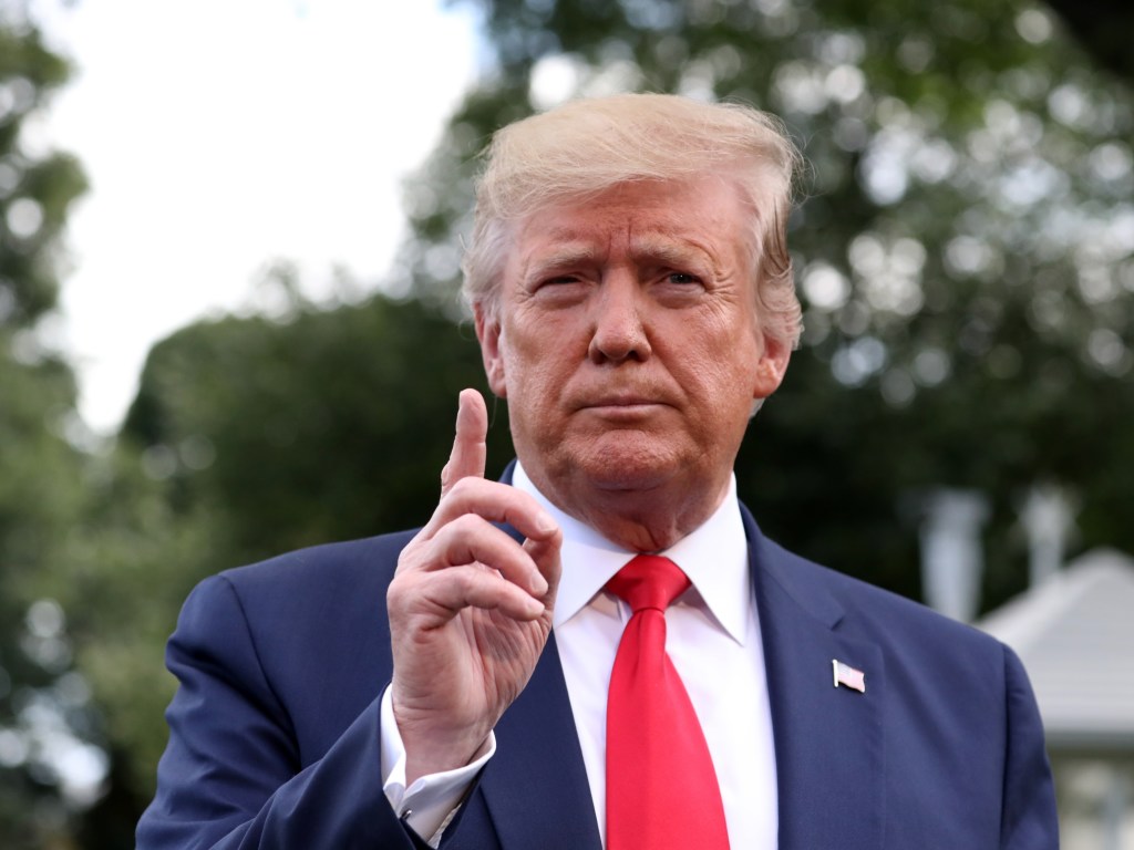 Трамп ввел новые санкции против Ирана