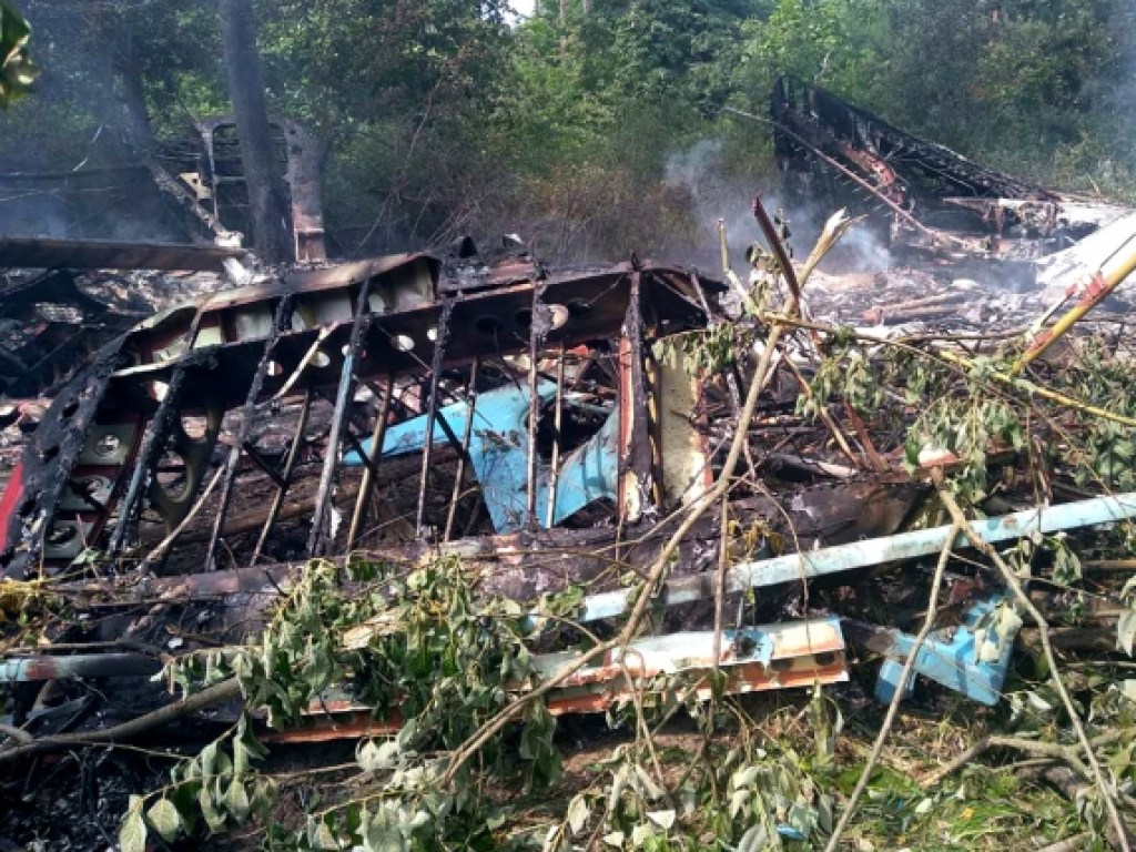 В Сети появилось видео с авиакатастрофы на Полтавщине