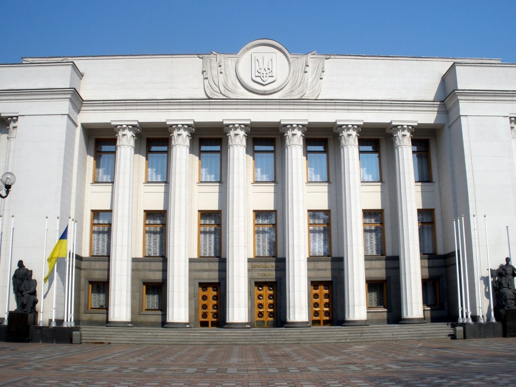 «Слуга народа» может не создавать коалицию – эксперт