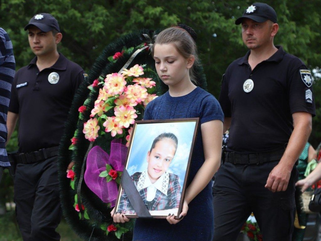 Обзывал «сволочью» и «скотом»: Раскрыты жуткие подробности о семье подозреваемого в убийстве Дарьи Лукьяненко (ВИДЕО)