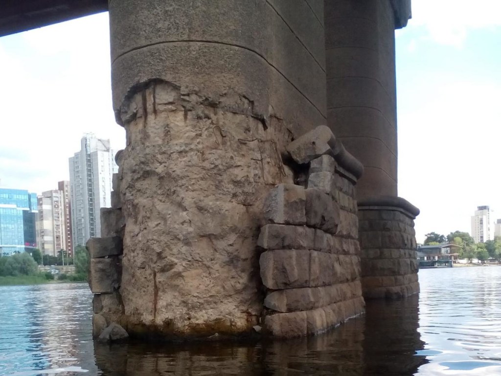 В Киеве около 70 мостов находятся в аварийном состоянии – эксперт